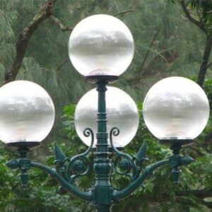 Đèn cầu kẻ sọc D300, D400 chiếu sáng ngoại cảnh